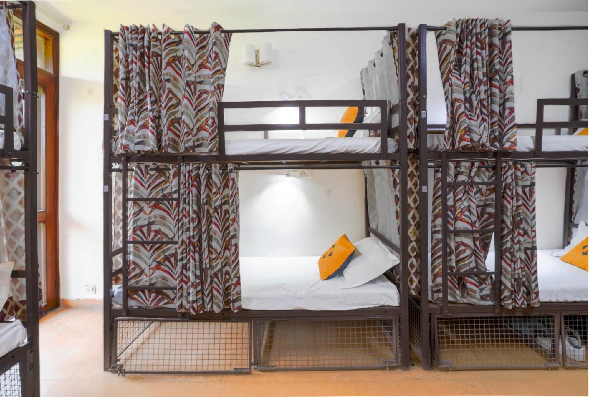 Hide-In Hostel Delhi นิวเดลี ภายนอก รูปภาพ