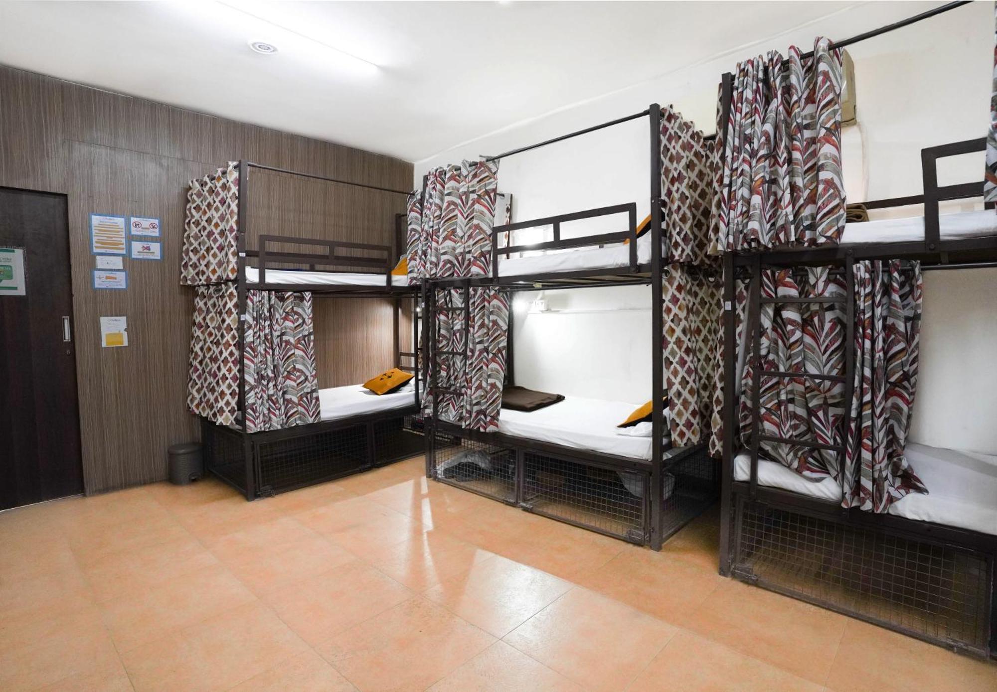 Hide-In Hostel Delhi นิวเดลี ภายนอก รูปภาพ