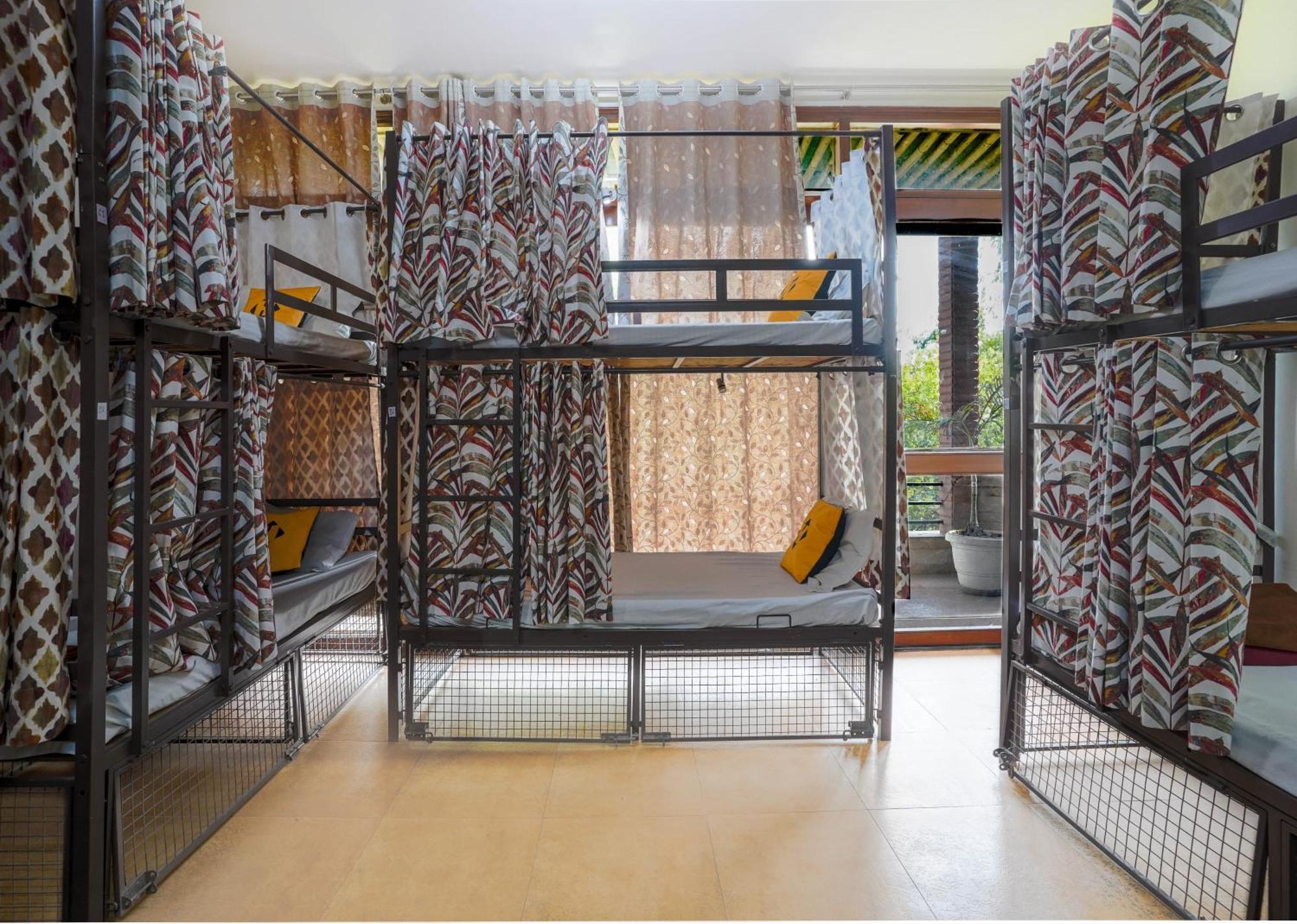 Hide-In Hostel Delhi นิวเดลี ภายนอก รูปภาพ