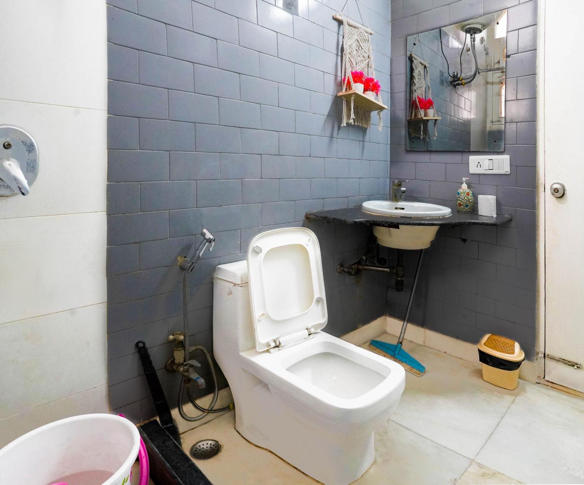 Hide-In Hostel Delhi นิวเดลี ภายนอก รูปภาพ